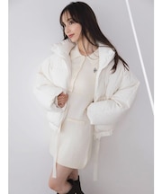 スタンドカラーボリュームダウン