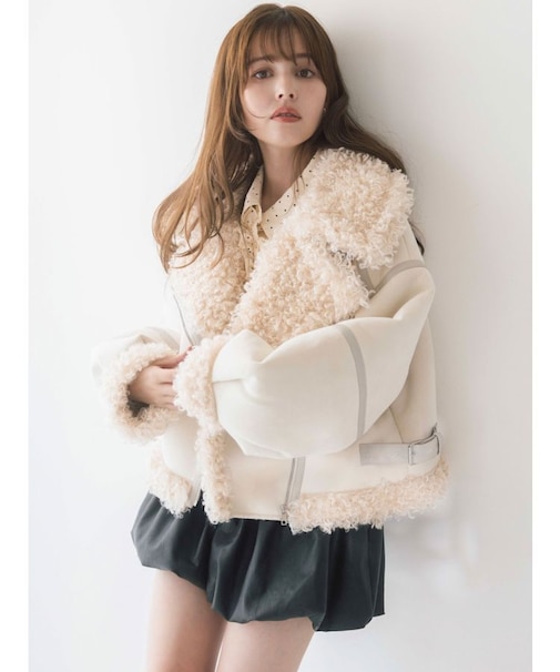 ビッグカラームートンブルゾン