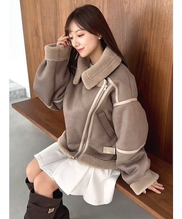 ビッグカラームートンブルゾン