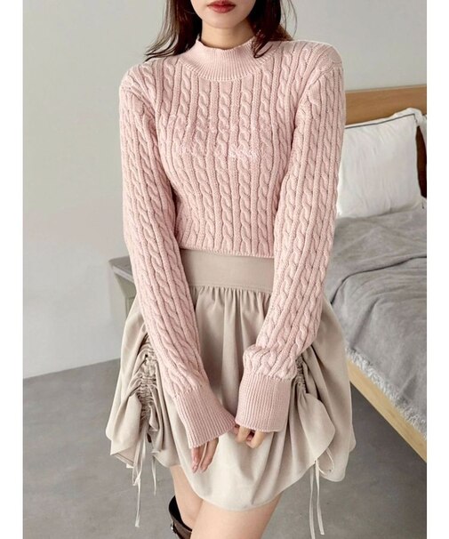 ケーブルレタリングニット