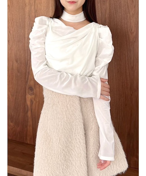 チョーカー付ドレープシアーベロアトップス