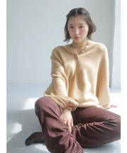 【吉田朱里】リラックスニットフーディ