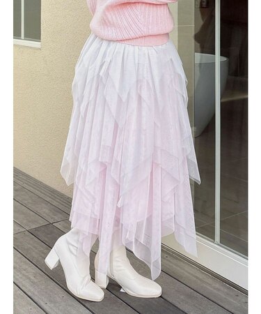 ヘムティアードチュールスカート