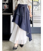 アシメティアードプリーツスカート