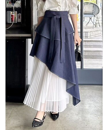 アシメティアードプリーツスカート