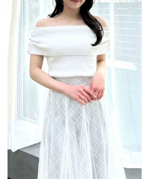 パールオフショルニットトップス