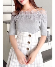 レースオフショルニットトップス