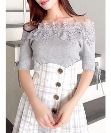 レースオフショルニットトップス
