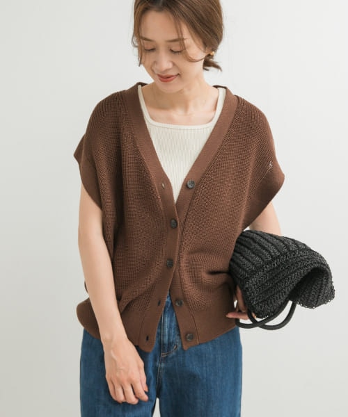 URBAN RESEARCH - 新品タグ付◉ モカ　38 リバーオーバーVネックベスト アーバンリサーチ URBAN RESEARCH ベスト ジレ Vネックショート丈ベスト
