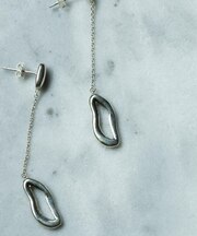 SMELLY so’ chain combination pierce