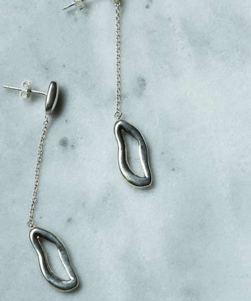 SMELLY so’ chain combination pierce