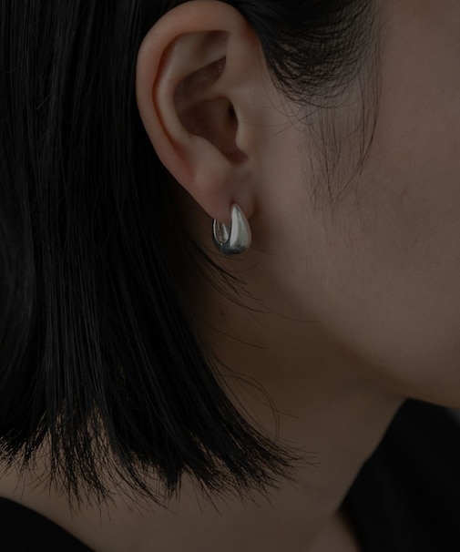 SMELLY so’ plump pierce