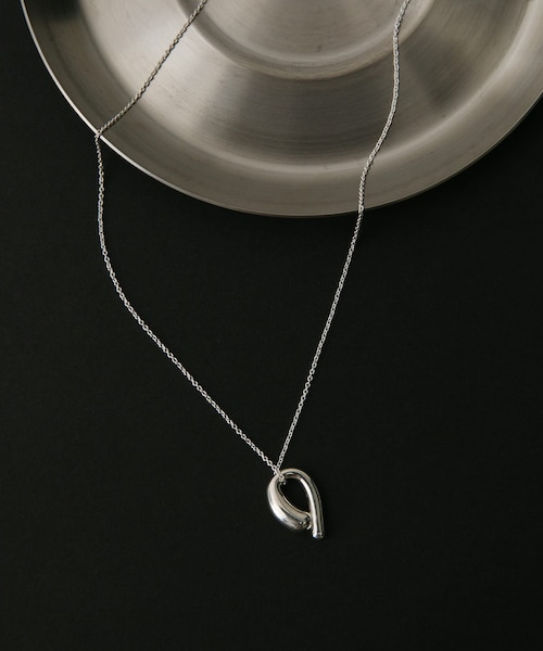 SMELLY so' asymmetric solid necklace｜アーバンリサーチの通販
