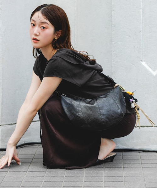 モカシン《アイコン》 ベージュ・サーブル 37サイズ モカシン 《アイコン》 - ベージュ | Hermès - エルメス-公式サイト