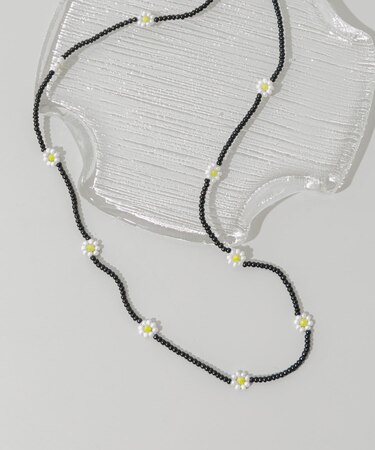 ステンレスフラワーモチーフビーズネックレス