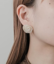 ローズモチーフジュシピアス