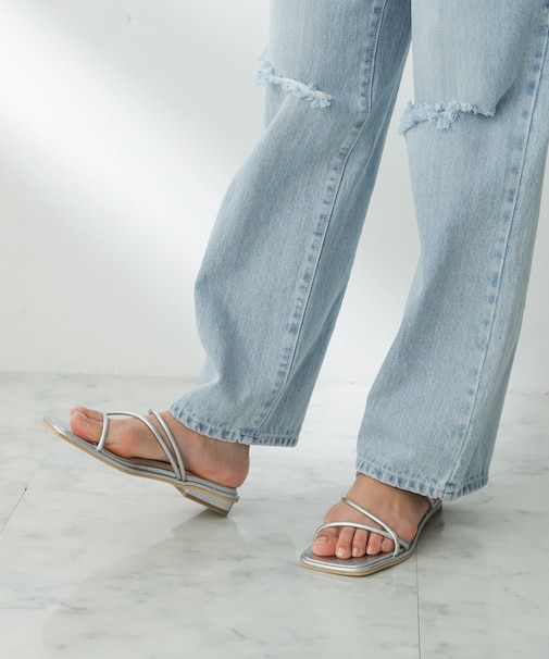 コードアシメサンダル