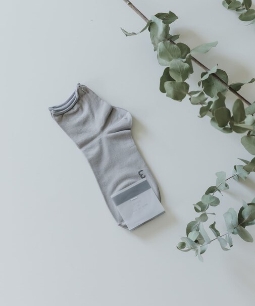 『WEB限定』meri ja kuu　3足目シルク(単品)