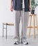 グレー