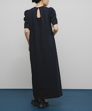 シャーリングスリーブカットワンピース
