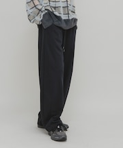 カーブスウェットパンツ