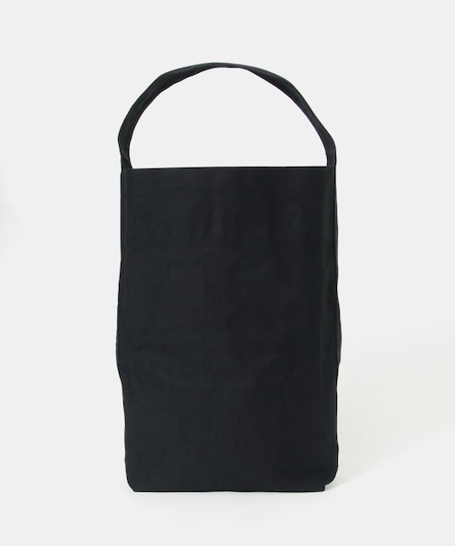 Kaan　MEGA BUCKET TOTE