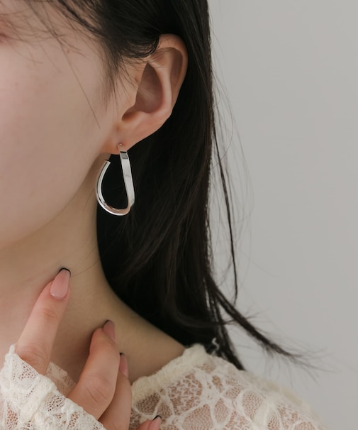 メタルニュアンスカーブピアス