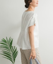 リネンバックタックブラウス