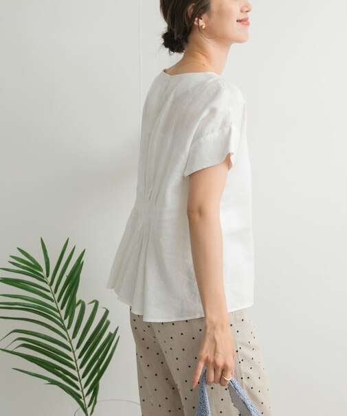 リネンバックタックブラウス