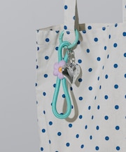 ハートモチーフフラワーキーチェーン