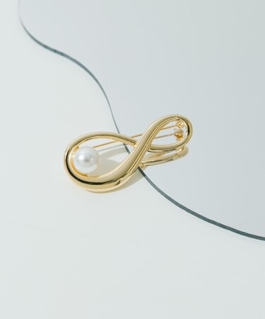 パールツイストブローチ