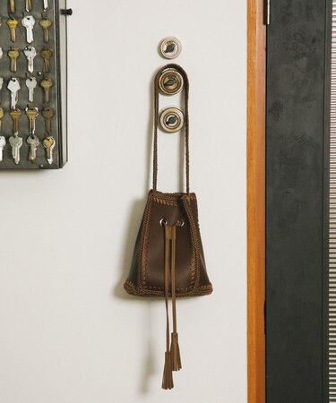 エンブロイダリーキンチャクバッグ