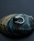 SMELLY so’　onyx sphere ring