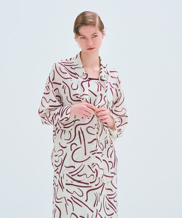 『イージーケア』ドローイングアートプリントシャツ