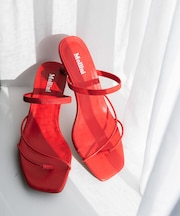 Mollini ナローストラップサンダル