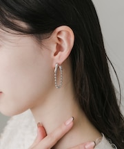 ボールチェーンピアス