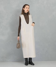 Uネックフォルムジャンパーワンピース