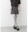 タックショートパンツ