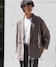ベージュ