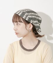 クロシェレースビーニー