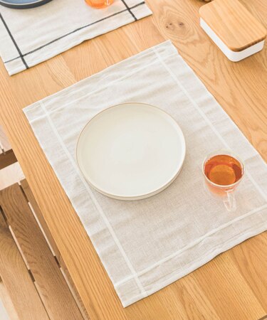 DOORS LIVING PRODUCTS　コットンリネンランチマット ライン