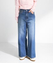 『34サイズ／低身長向けも展開』センタープレスストレートデニム