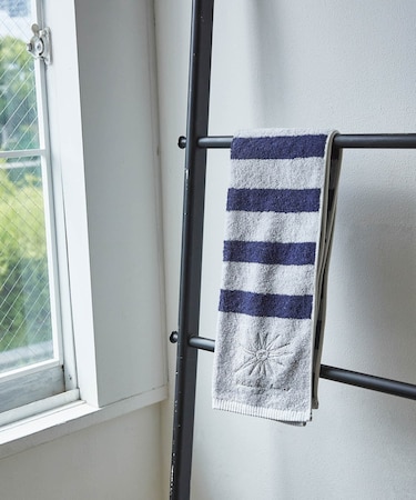 DOORS LIVING PRODUCTS　Face Towel border