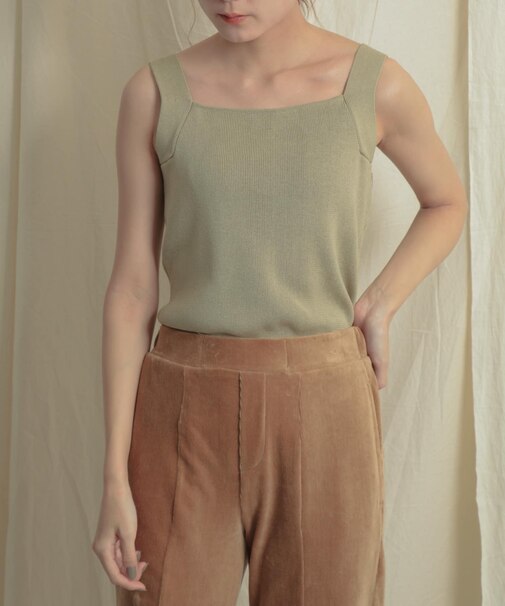 バッククロスニットタンクトップ