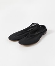メッシュシアーバレーシューズ