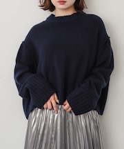 ワイドリブクルーネックセーター