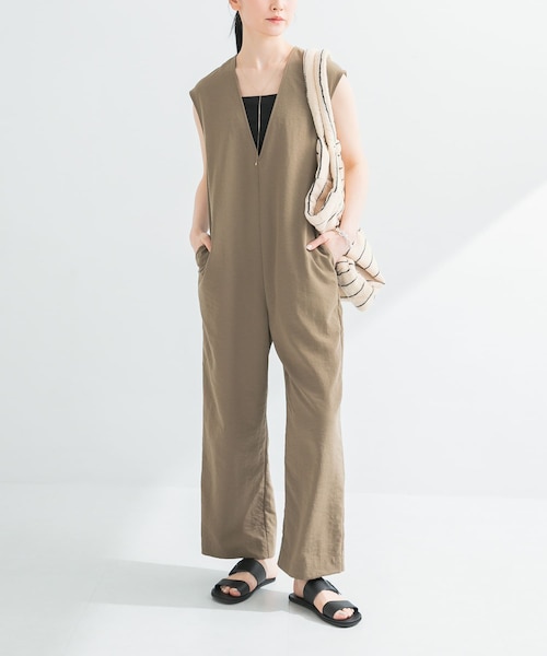 新品VERMEIL par iena ゆったりリネンライクVネックオールインワン セール】リネンライクVネックオールインワン◇（つなぎ