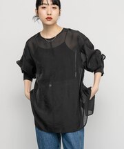 バックデザインシアーブラウス
