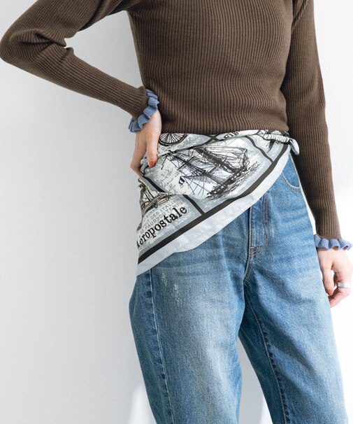 AULENTTI　大判ヴィンテージ柄スカーフ