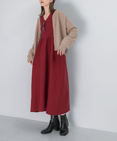 『WEB／一部店舗限定』フォルムシルエットVネックリブワンピース